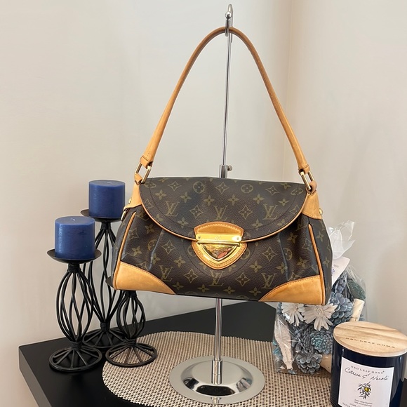 Louis Vuitton Handbags - LOUIS VUITTON Beverly Vintage Shoulder Handbag
